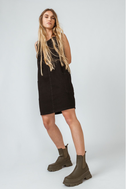 PINAFORE SOINEKOA
