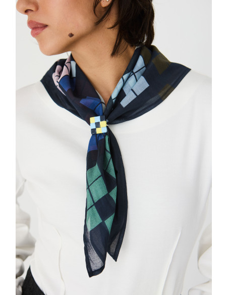 NIKA-GOTS SCARF