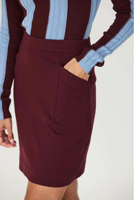 AMALE SKIRT 2